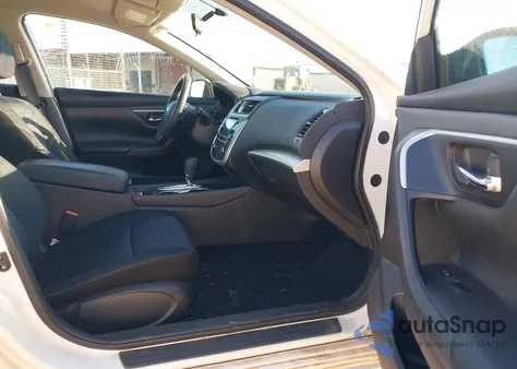 2017 Nissan Altima 2.5 S z USA, uszkodzony, nr VIN 1N4AL3AP2HN322958